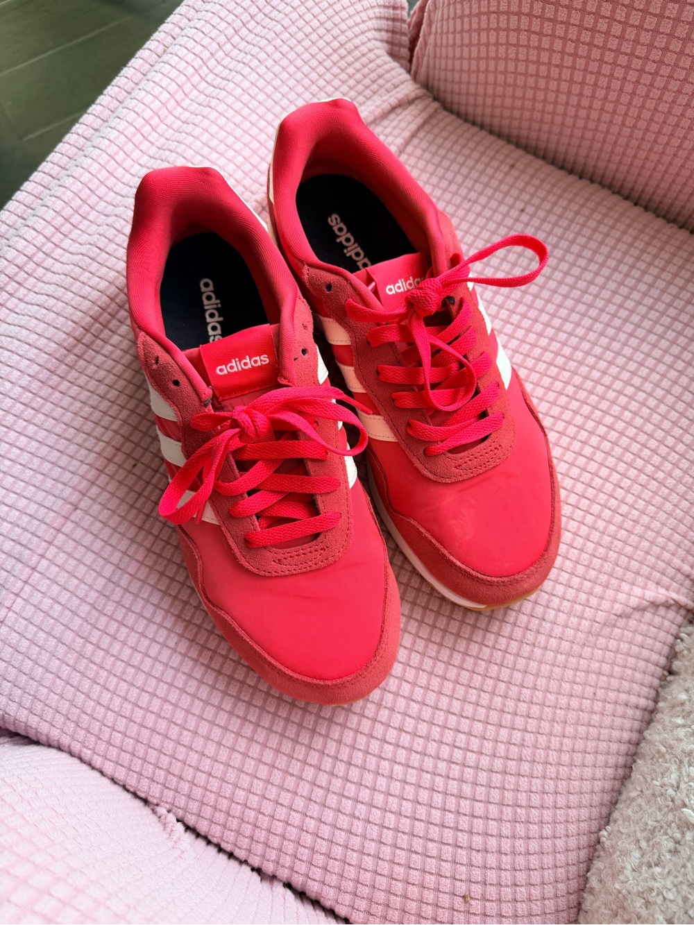 adidas Women's Bright Red Classic Low-Top Sneakers
